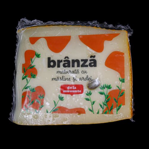 Brânză maturată de vacă, cu chilly
